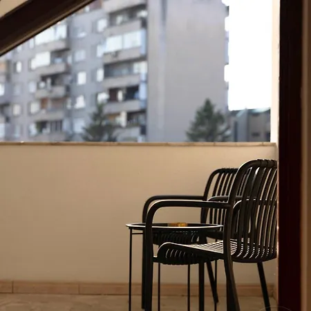 Aya Apartman *