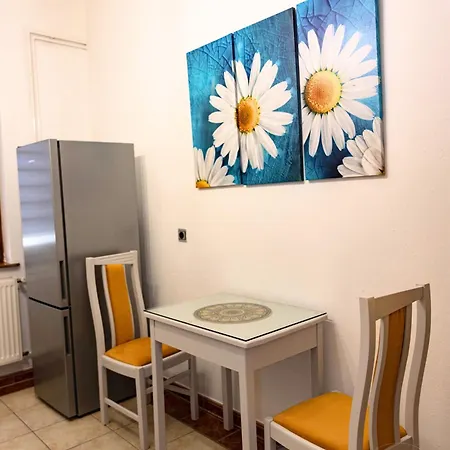 Aya Apartman *