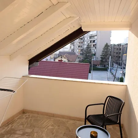 Aya * Tuzla