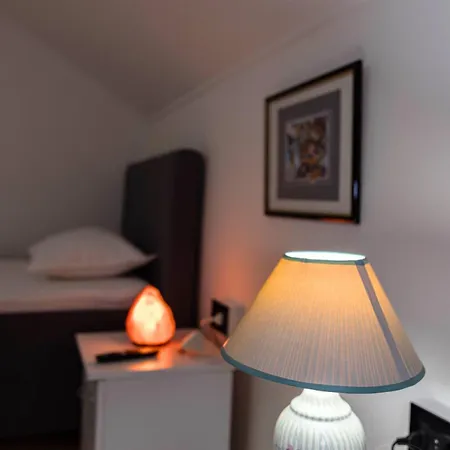 Aya Apartman *